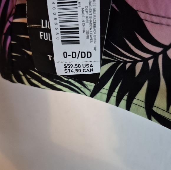 Torrid - Picture 3 of 5